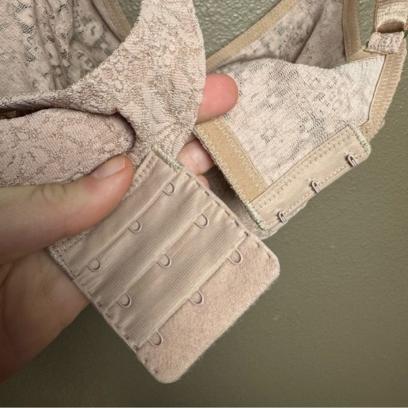 Wacoal Halo wireless Lace Adjustable Strap Soft Cup Bra 36D - Picture 10 of 11